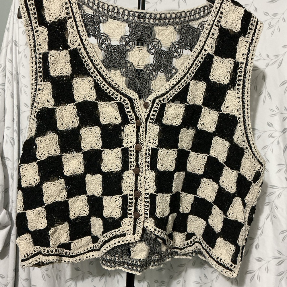 SHEIN Black & Cream Crochet Checkerboard Tank Vest